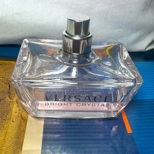 Versace Bright Crystal EDT 50ml/0.17 oz 40% full